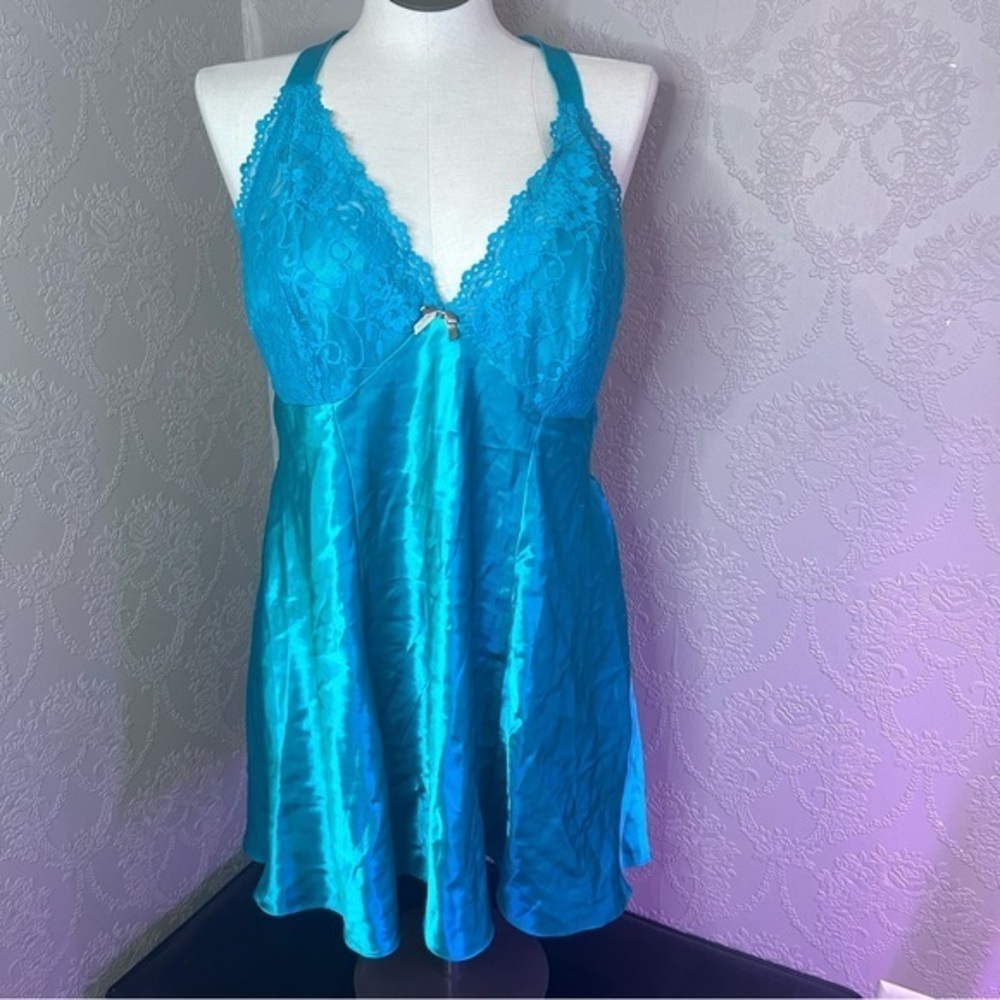 Elegant Blue Lace Chemise Cacique 18 20 teal great condition